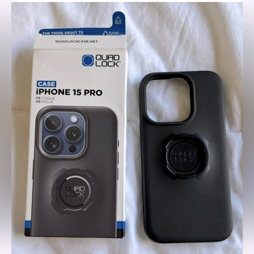 QUAD LOCK® IPHONE "15 PRO ~ 6.1 INCH" CASE COVER MOTORCYCLE SCOOTER BICYCLE